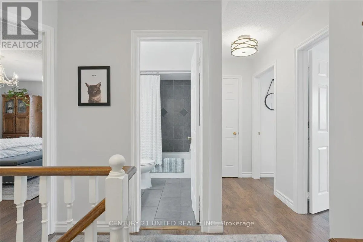 58 - 58 HEATHCLIFFE SQUARE, #58