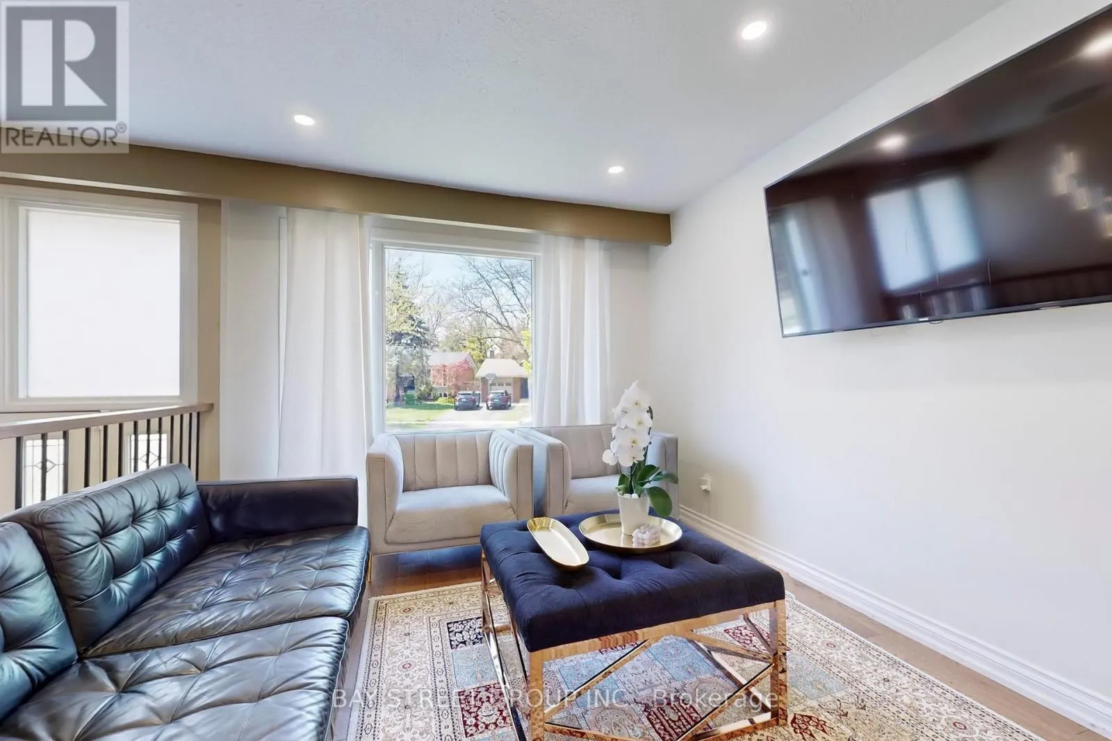 6119 WABUKAYNE COURT