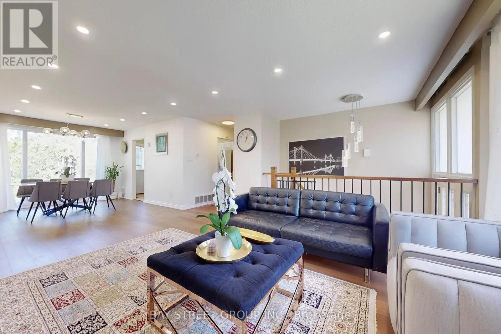 6119 WABUKAYNE COURT