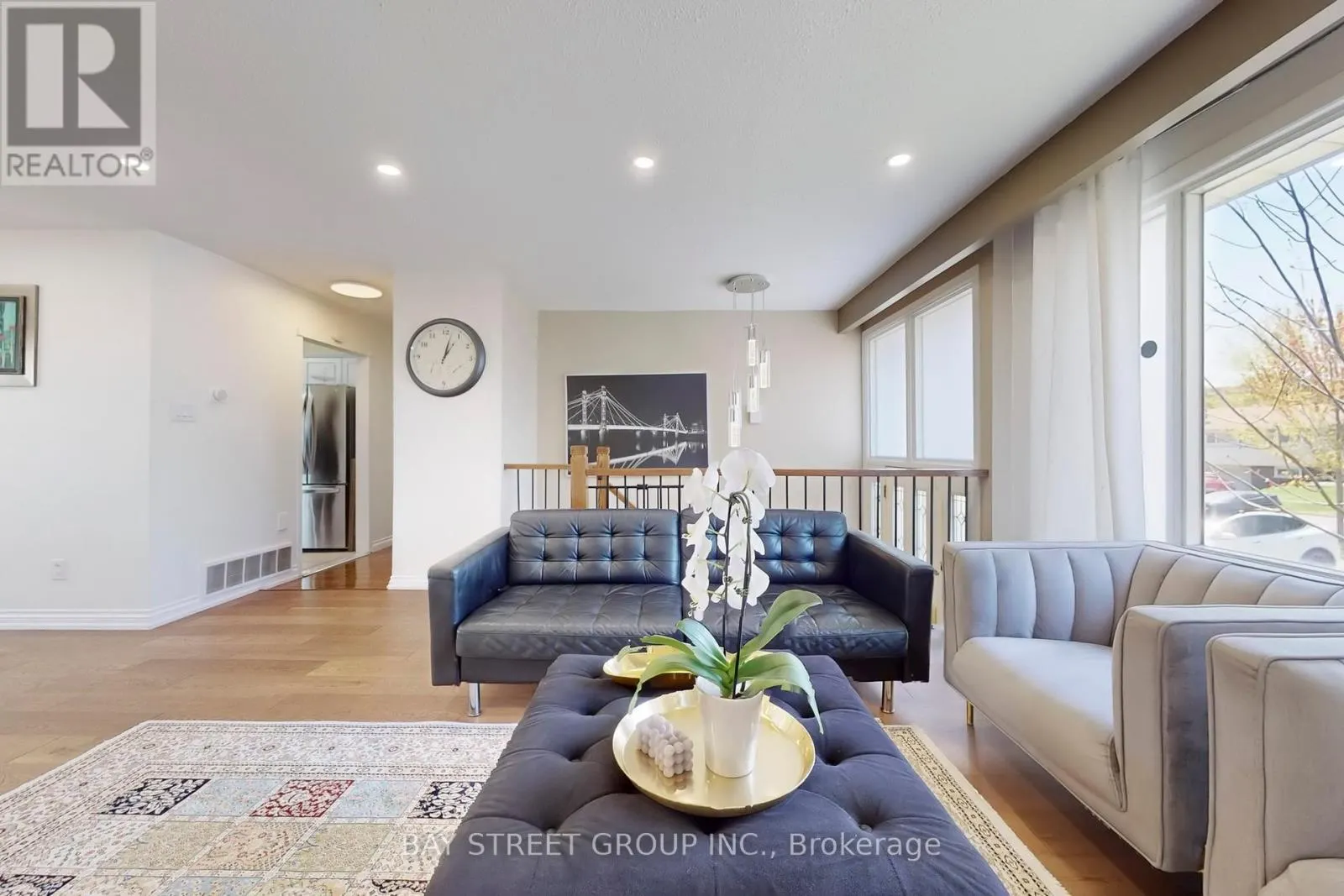 6119 WABUKAYNE COURT