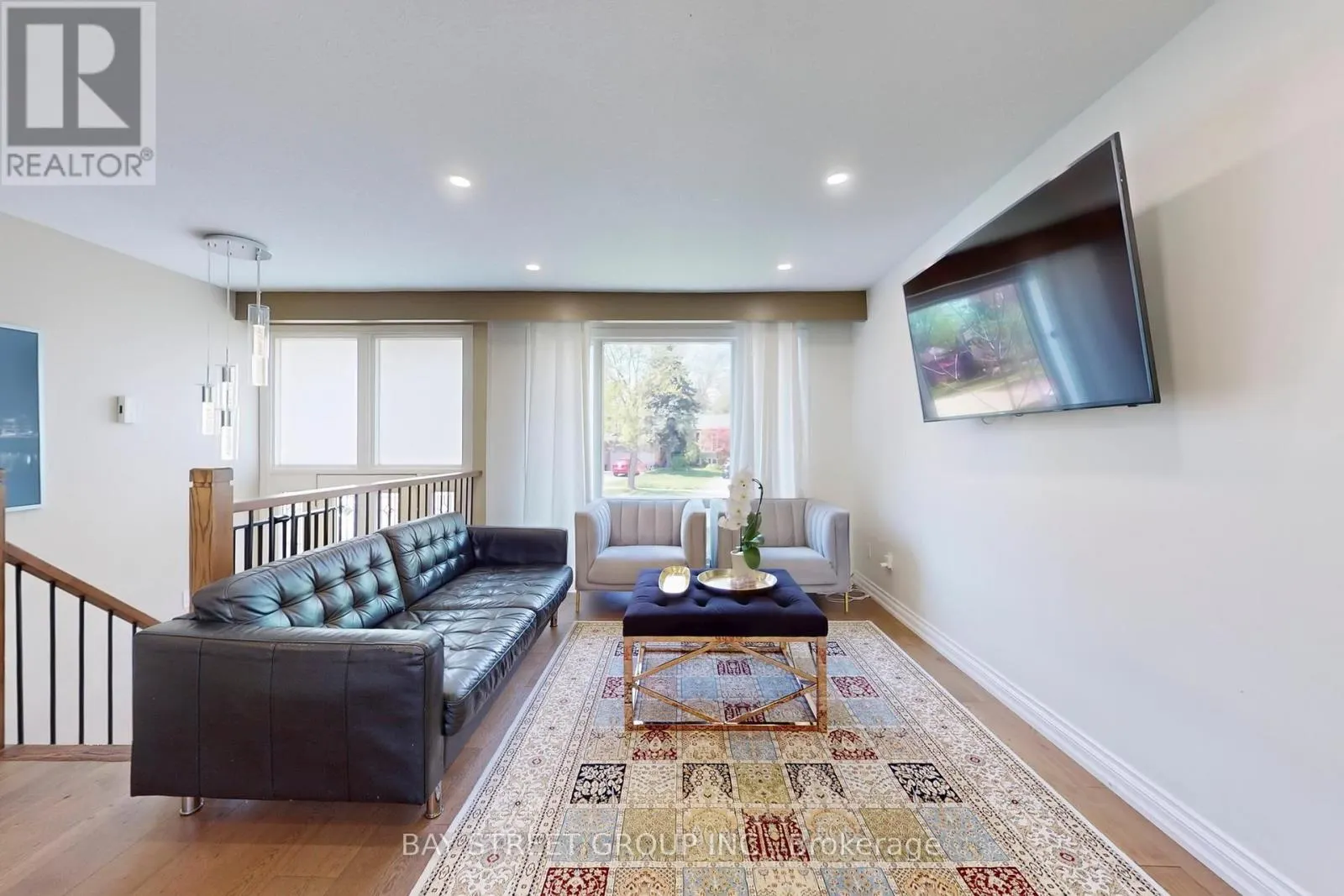 6119 WABUKAYNE COURT