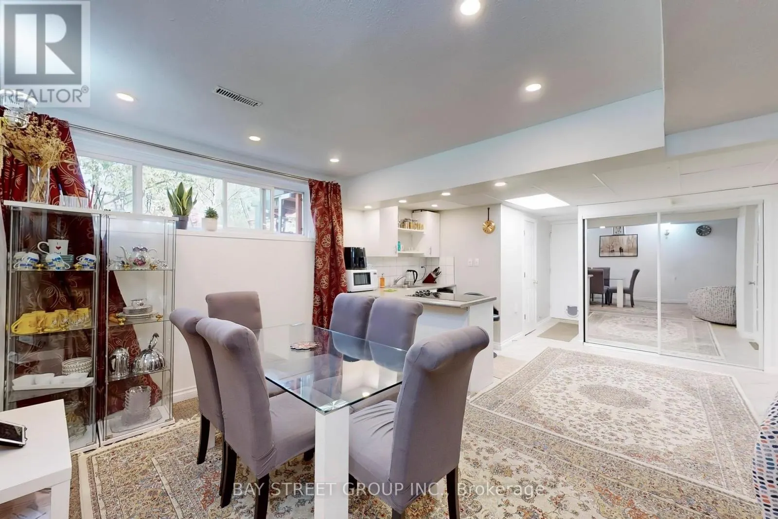 6119 WABUKAYNE COURT