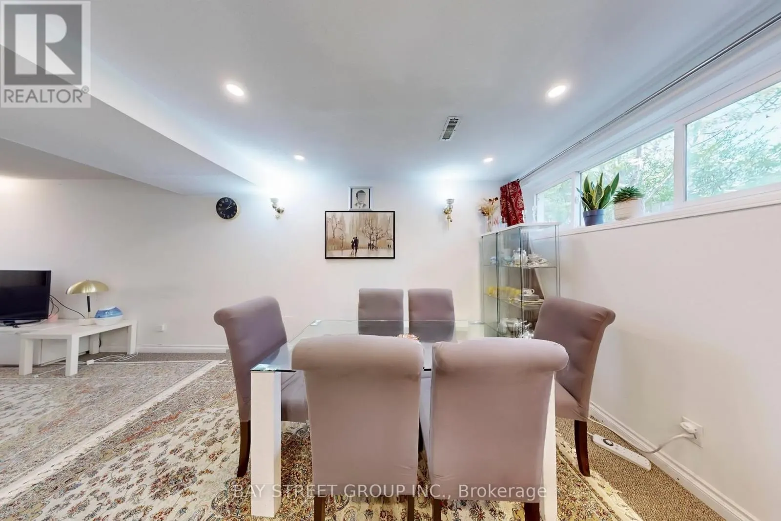 6119 WABUKAYNE COURT