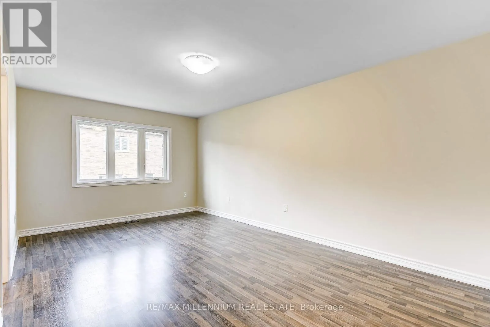 49 FRENCHPARK CIRCLE