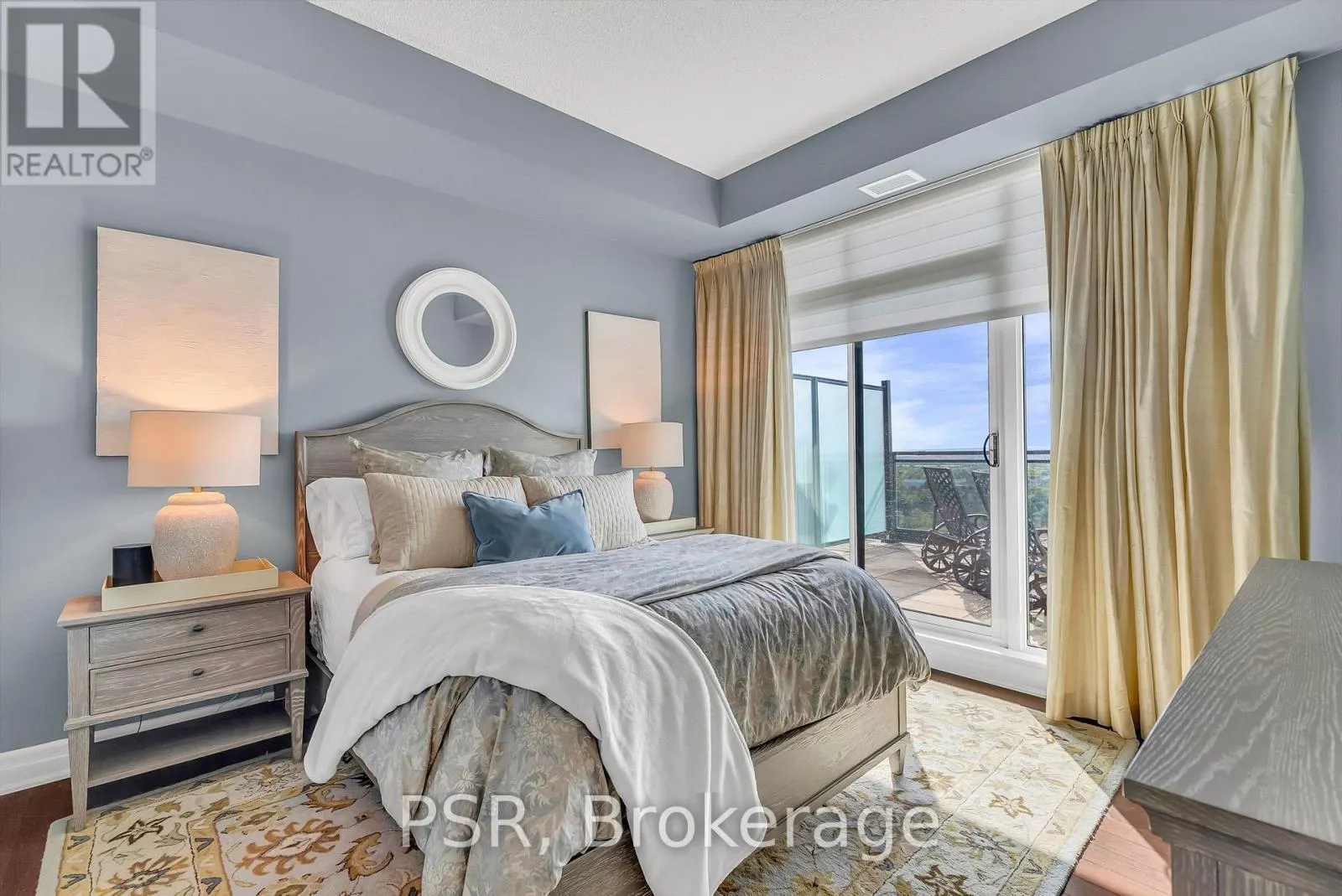 LPH 2603 - 100 JOHN STREET