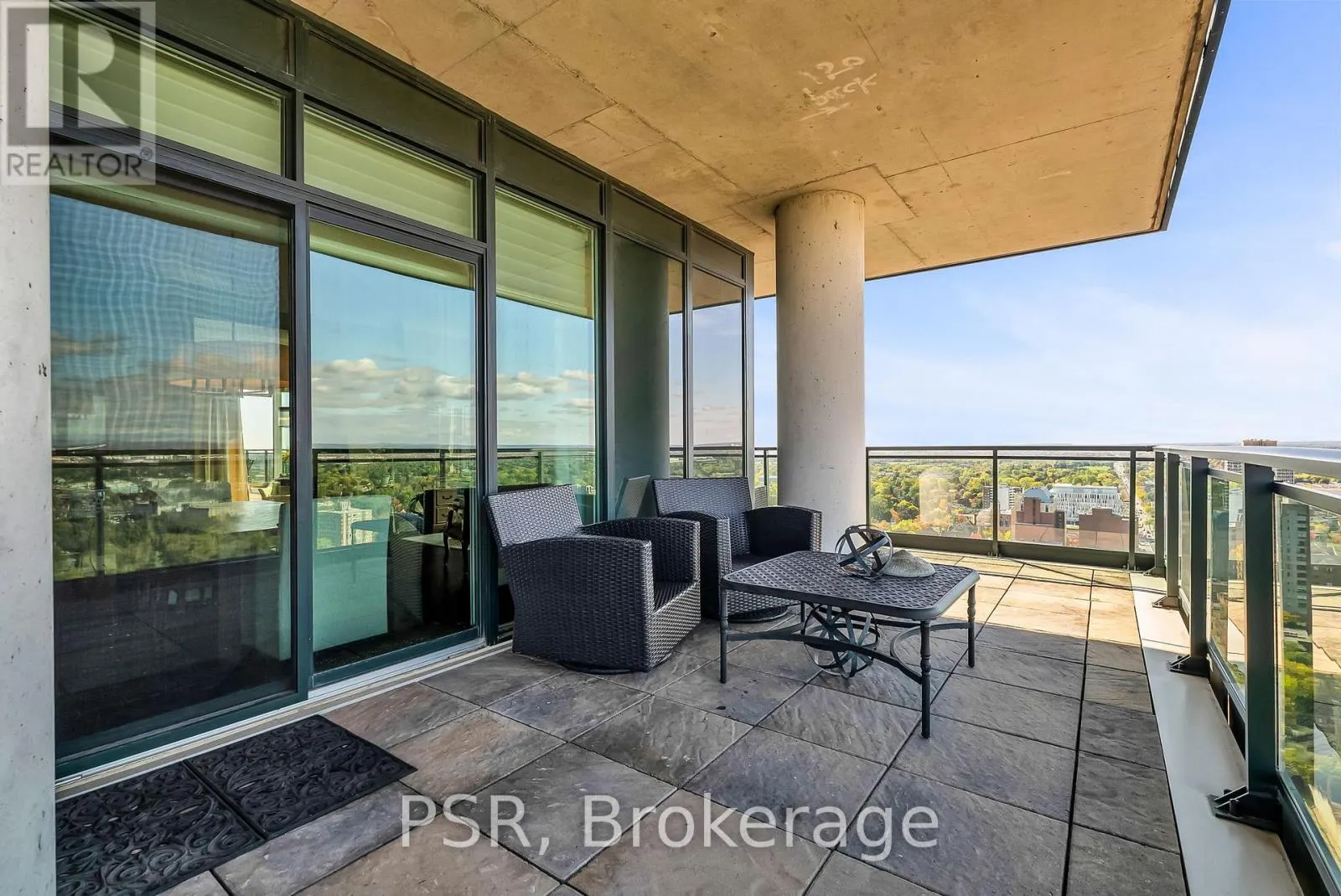 LPH 2603 - 100 JOHN STREET