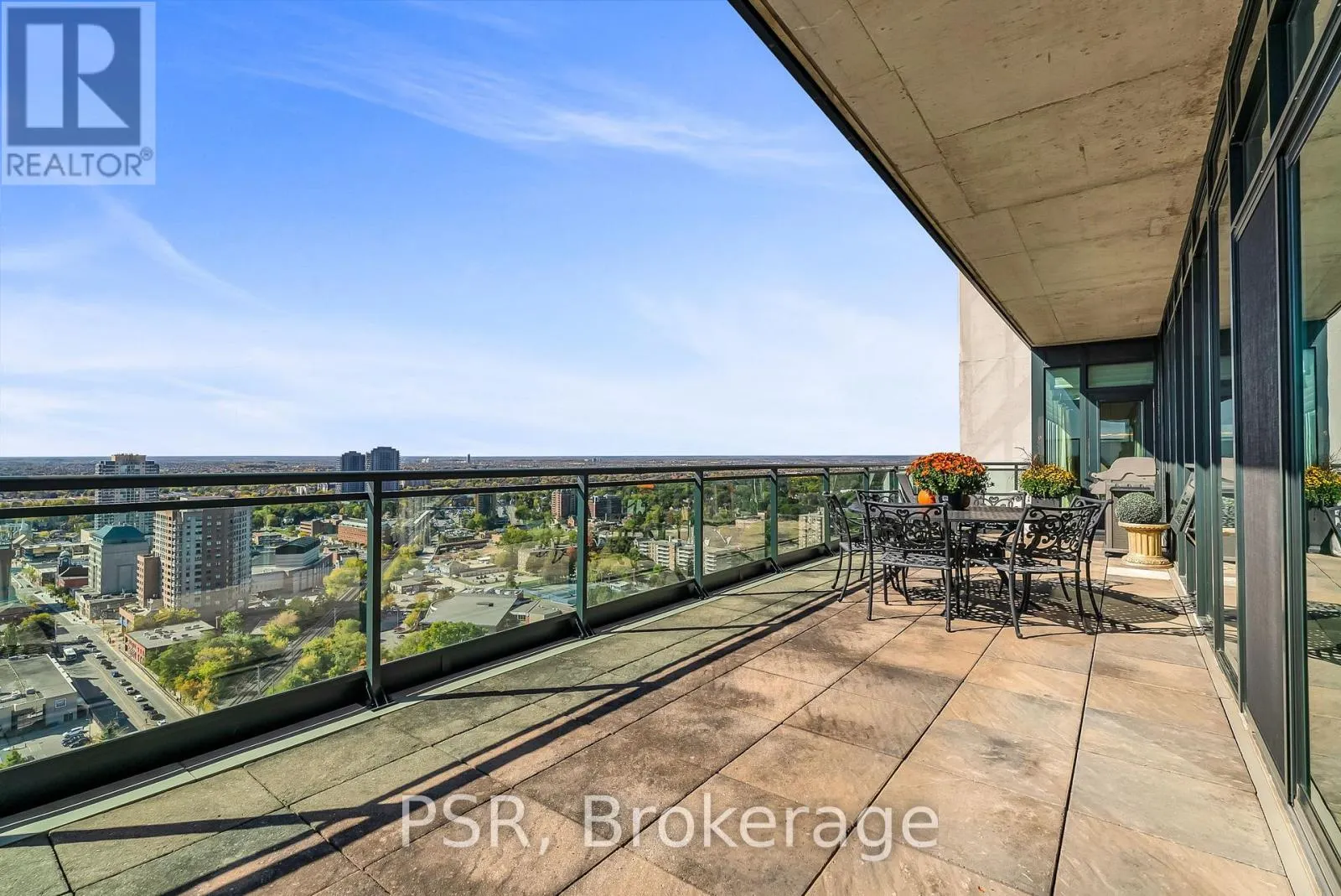 LPH 2603 - 100 JOHN STREET