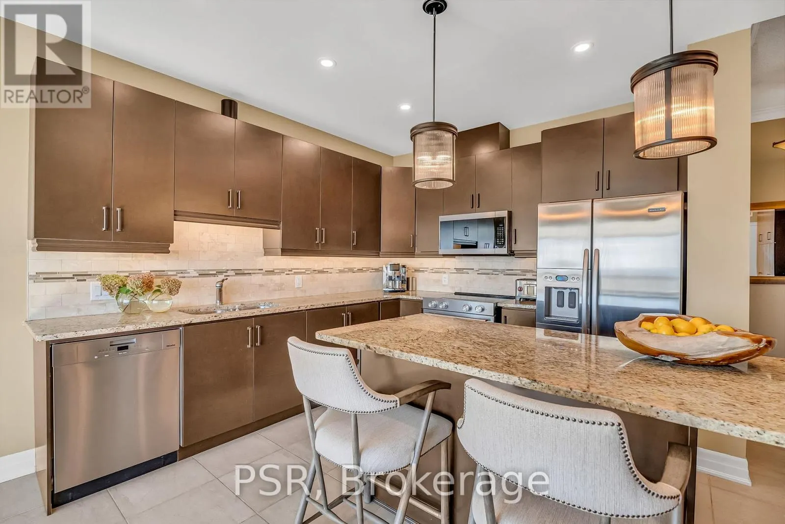 LPH 2603 - 100 JOHN STREET