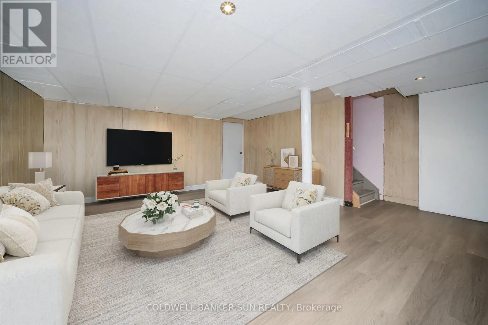 138 PRESSED BRICK DRIVE