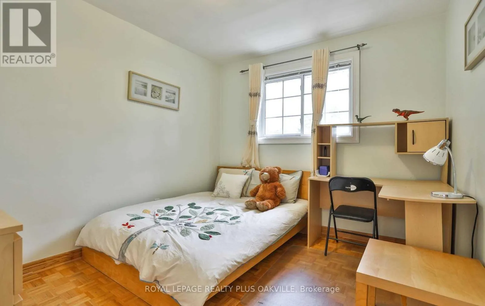 2100 WAYCROSS CRESCENT