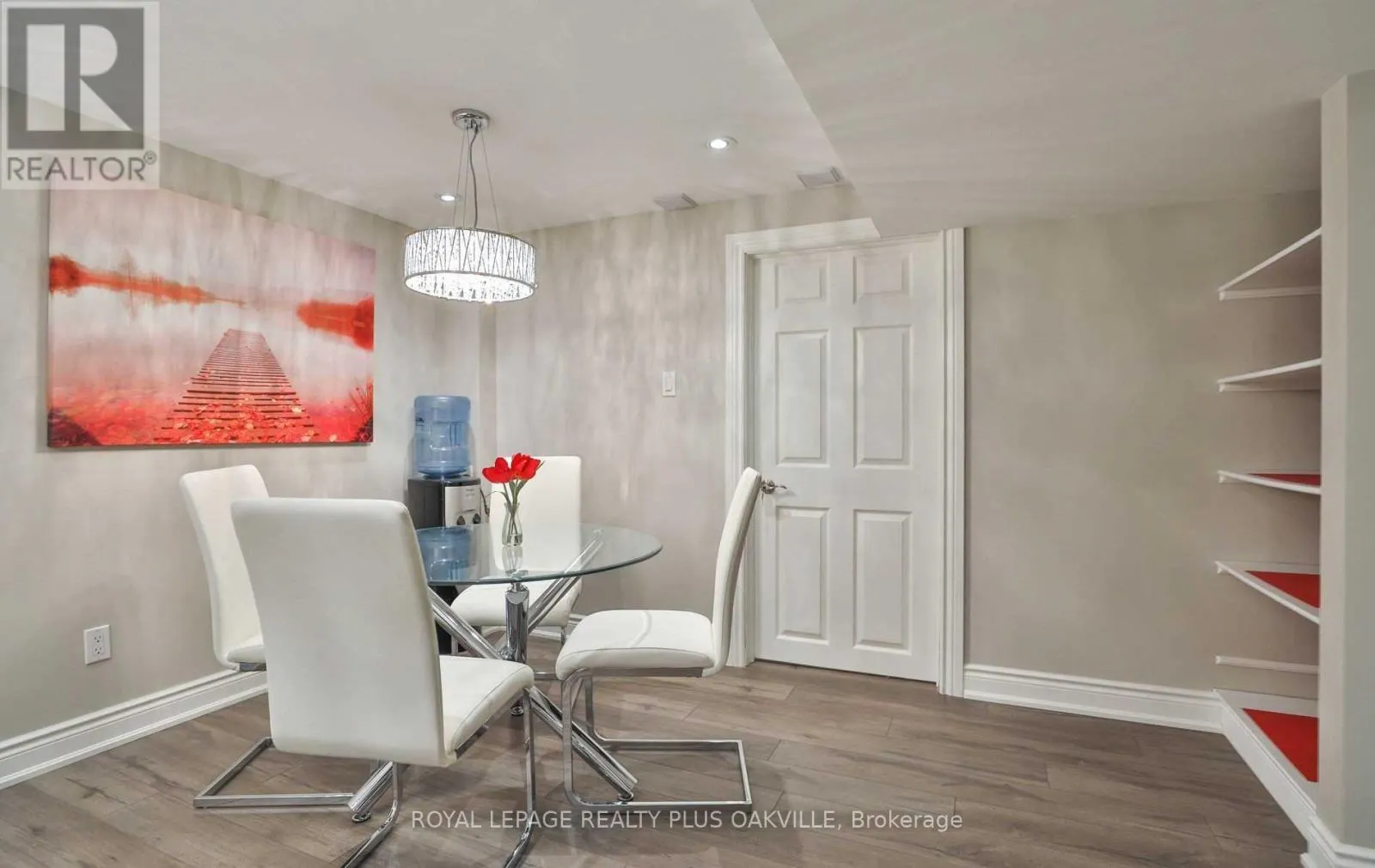 2100 WAYCROSS CRESCENT