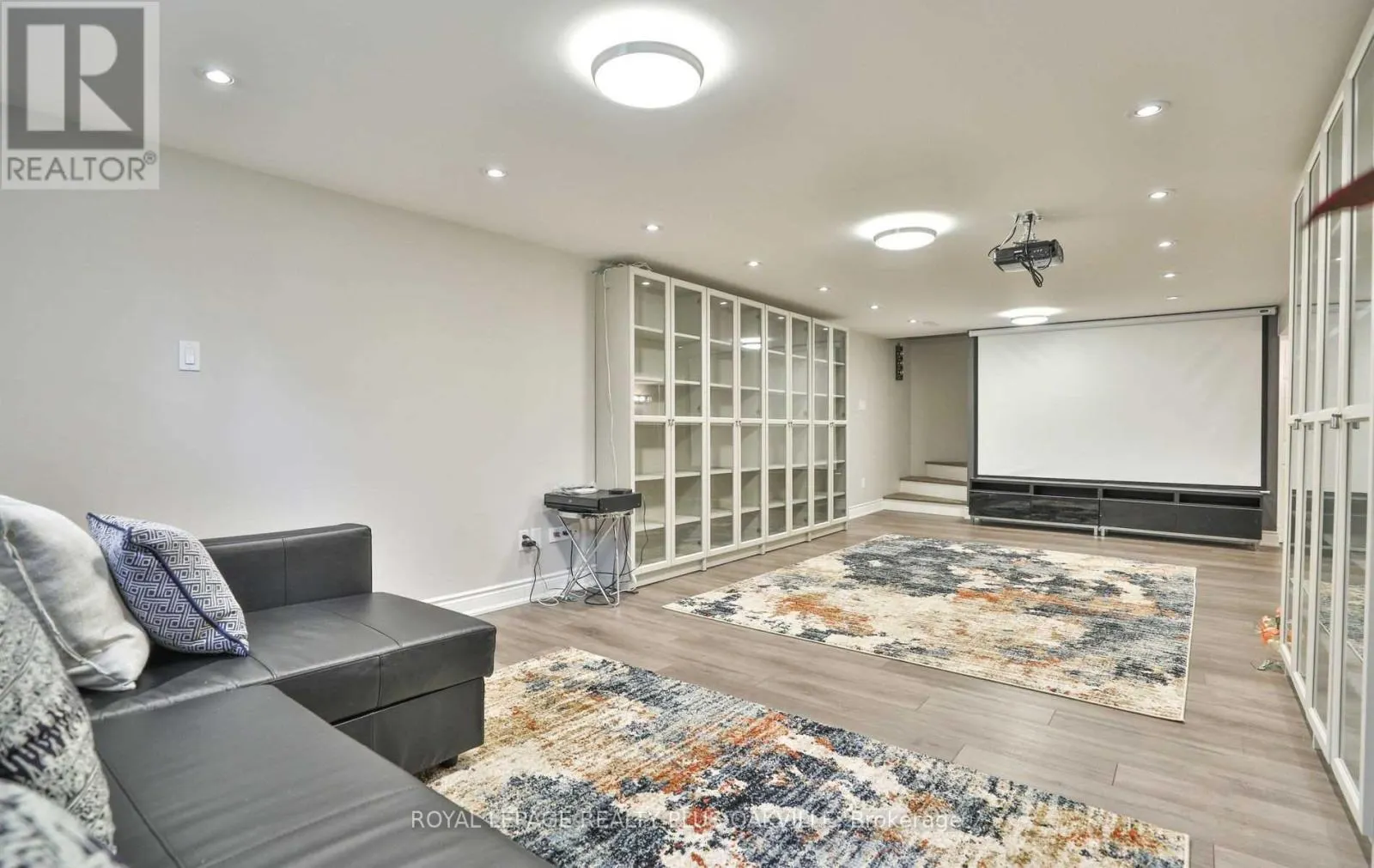 2100 WAYCROSS CRESCENT