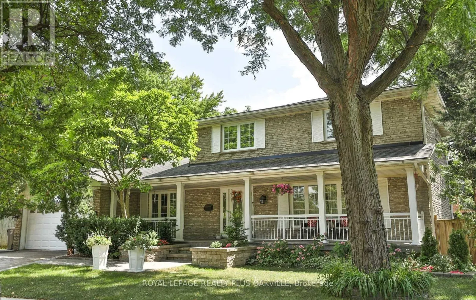 2100 WAYCROSS CRESCENT