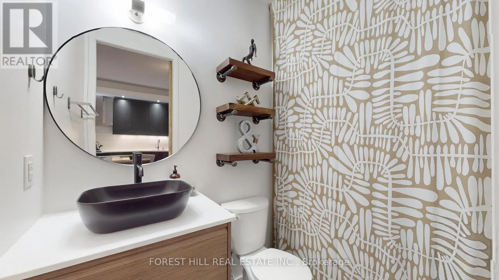 434 - 165 LEGION ROAD N