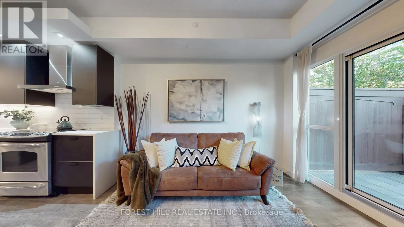 434 - 165 LEGION ROAD N