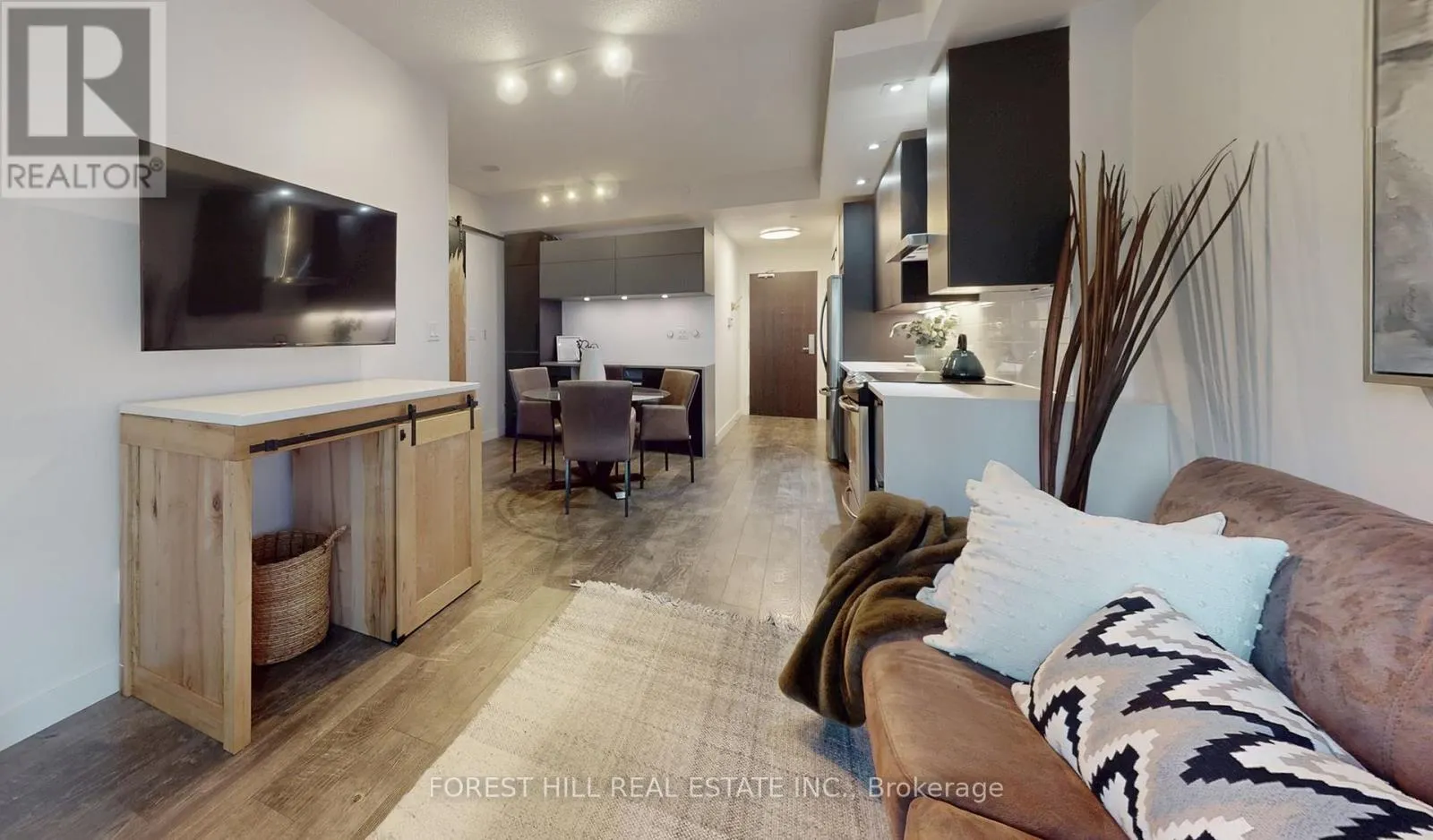 434 - 165 LEGION ROAD N