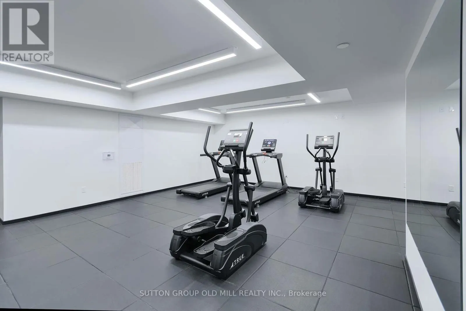 308 - 1035 SOUTHDOWN ROAD