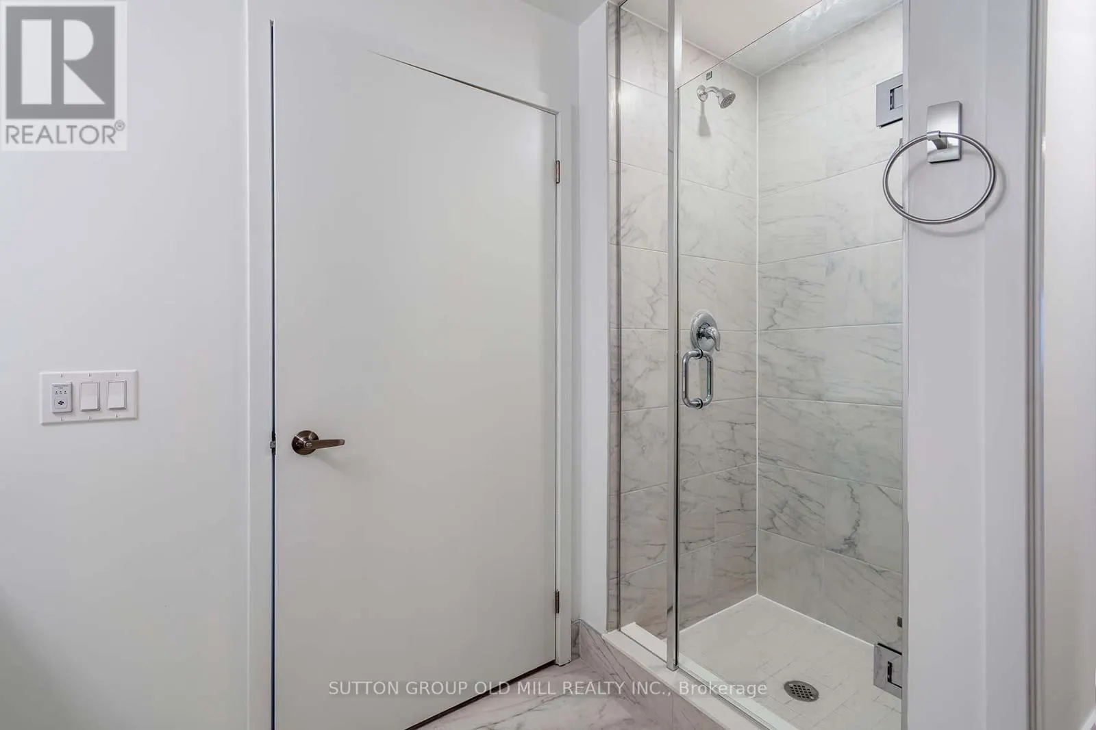 308 - 1035 SOUTHDOWN ROAD