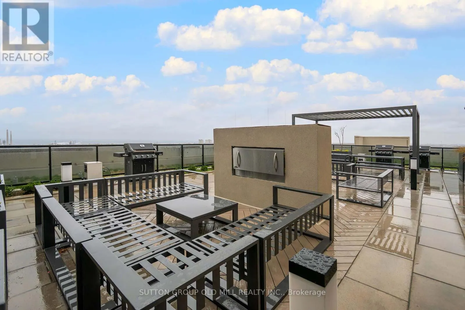 308 - 1035 SOUTHDOWN ROAD