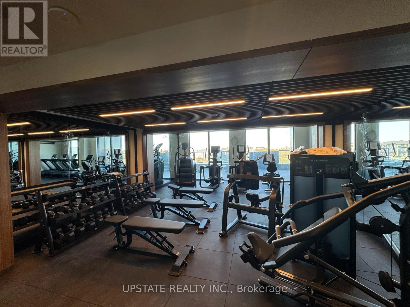 322 - 15 SKYRIDGE DRIVE