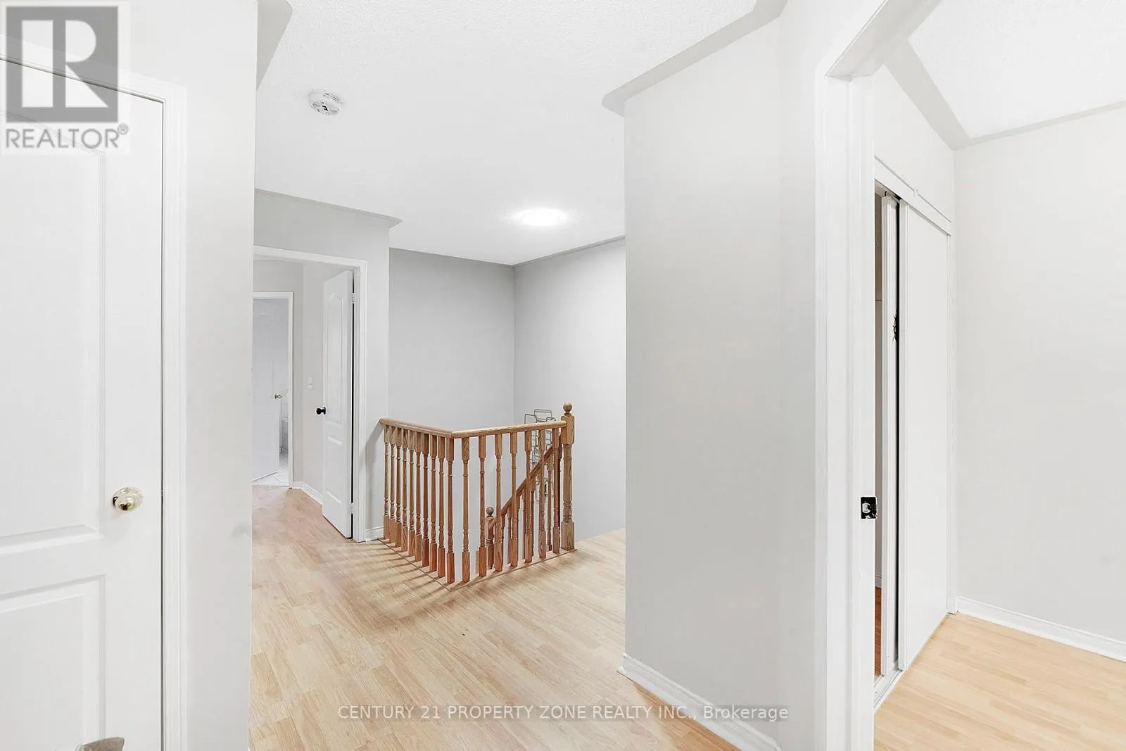 42 MOSSGROVE CRESCENT