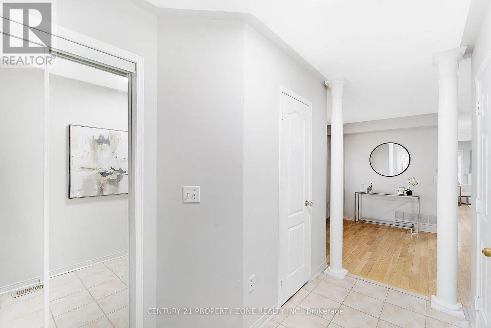 42 MOSSGROVE CRESCENT