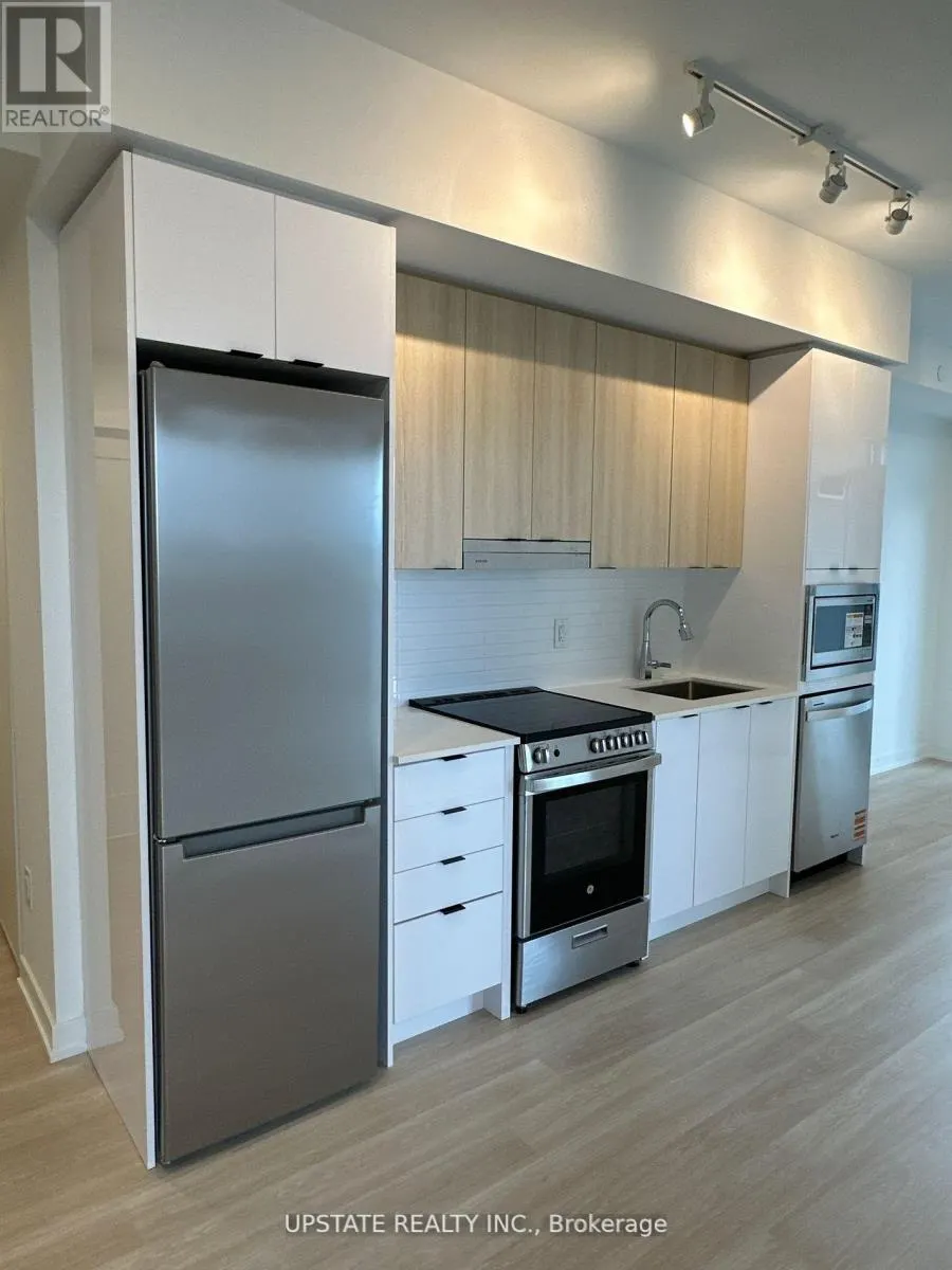 911 - 5105 HURONTARIO STREET