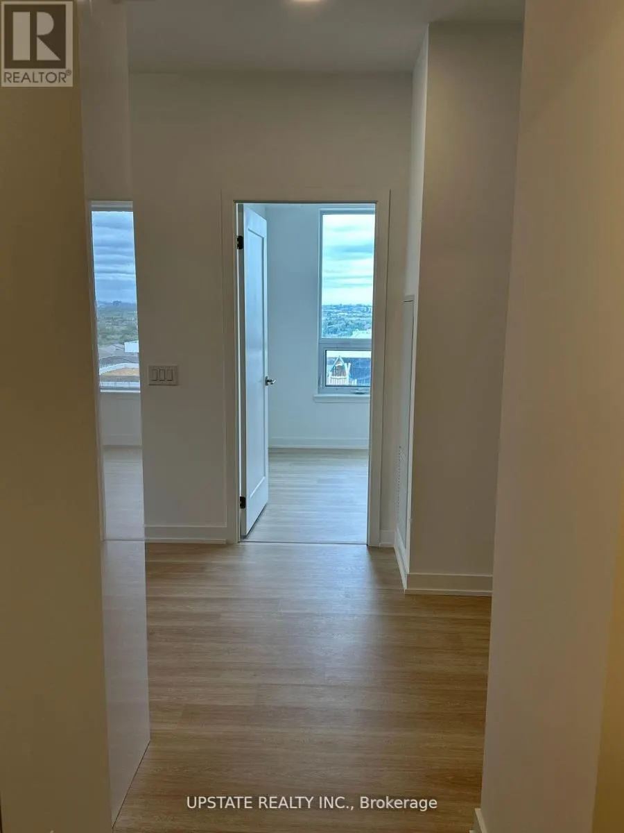 911 - 5105 HURONTARIO STREET