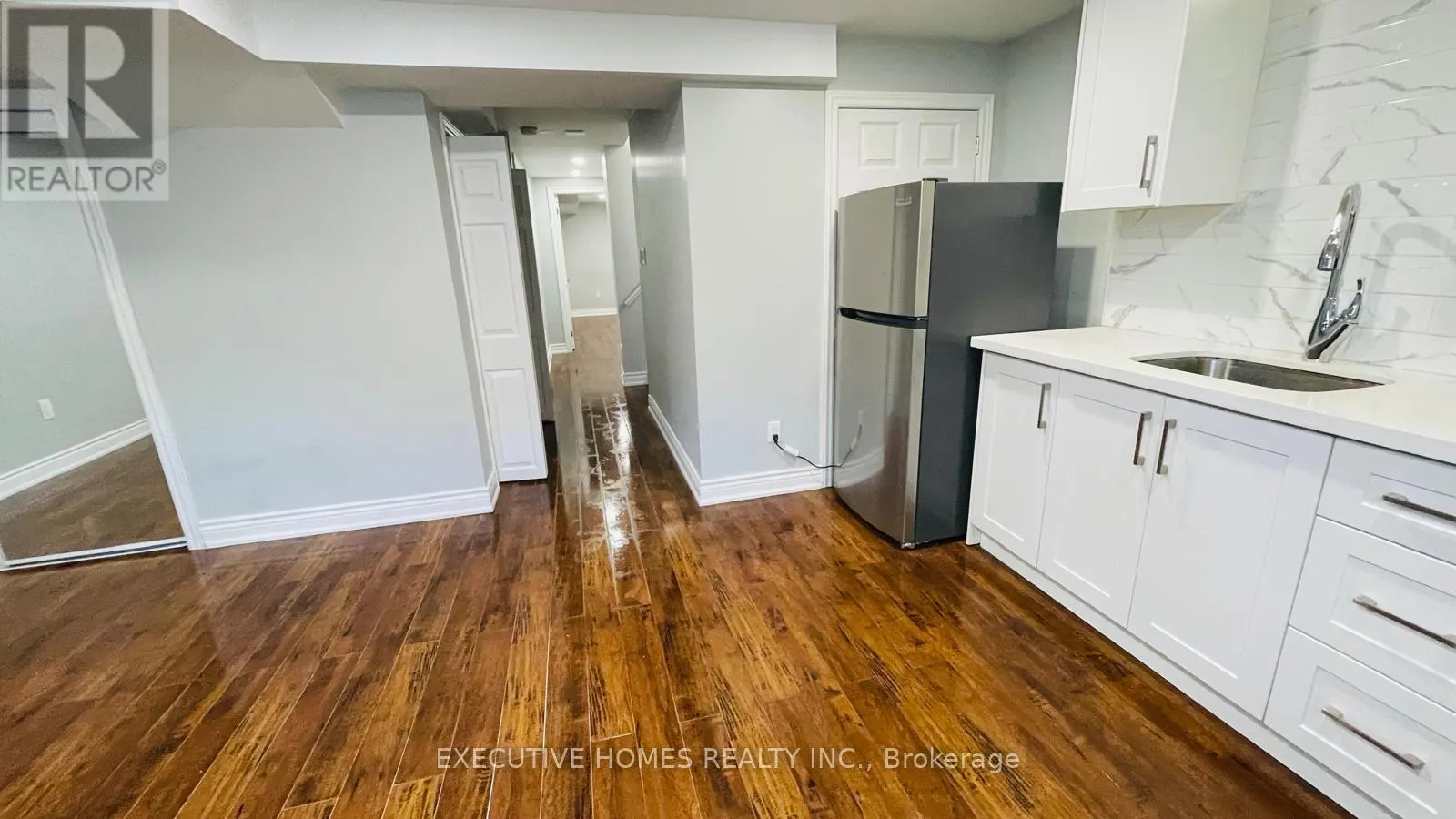 BASEMENT - 4789 COLOMBO CRESCENT