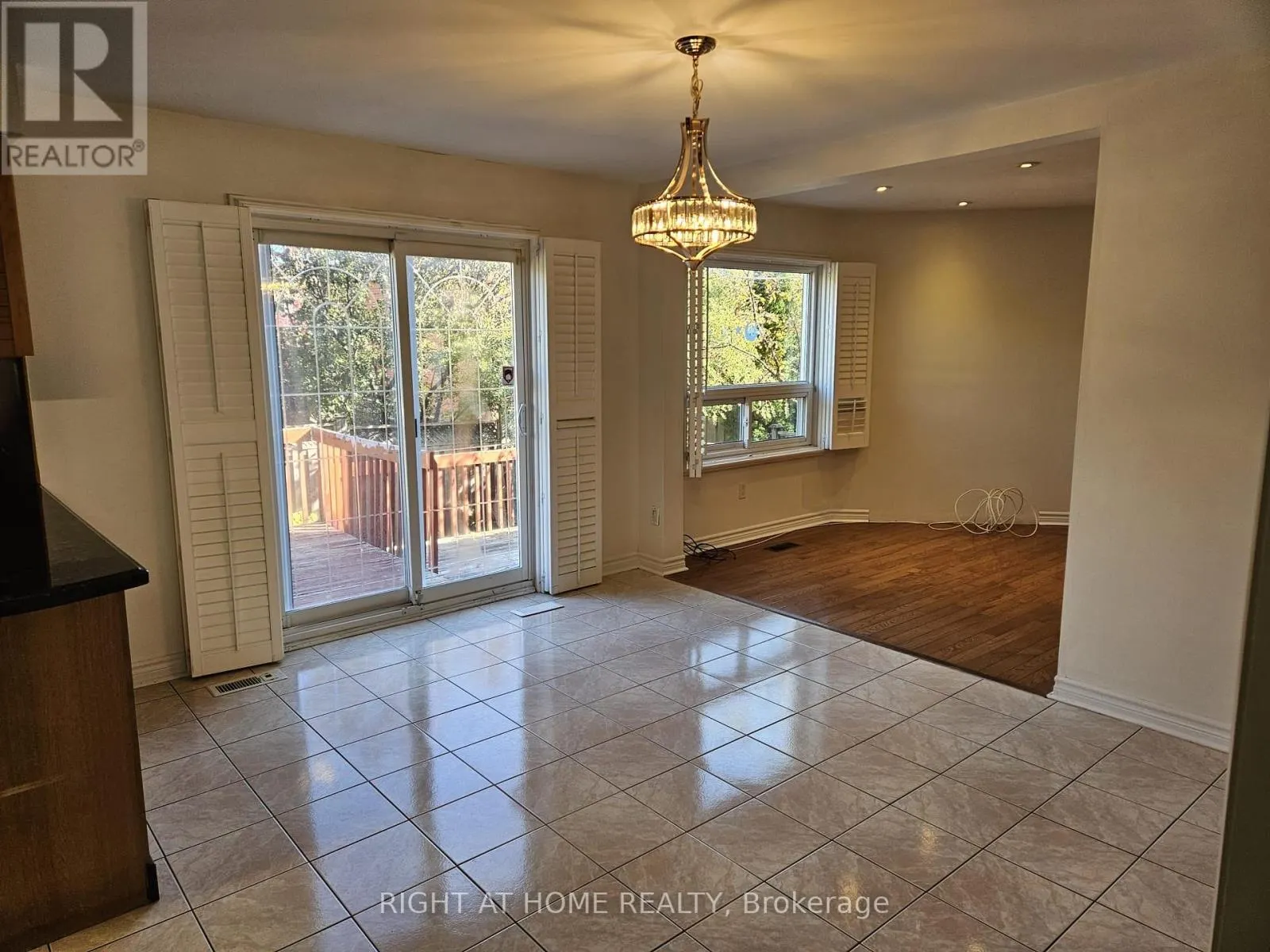 UPPER PORTION - 5191 GUILDWOOD WAY