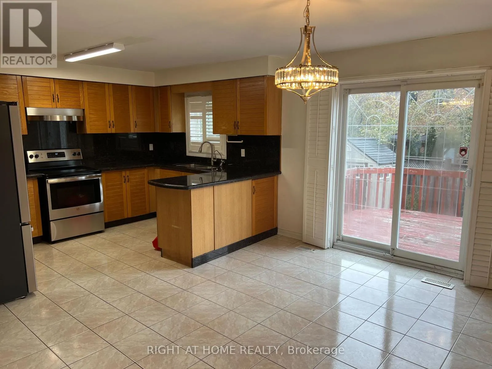 UPPER PORTION - 5191 GUILDWOOD WAY