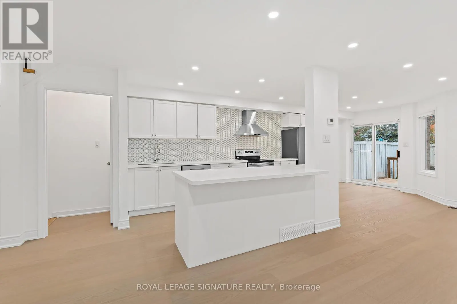 1130 WESTVIEW TERRACE