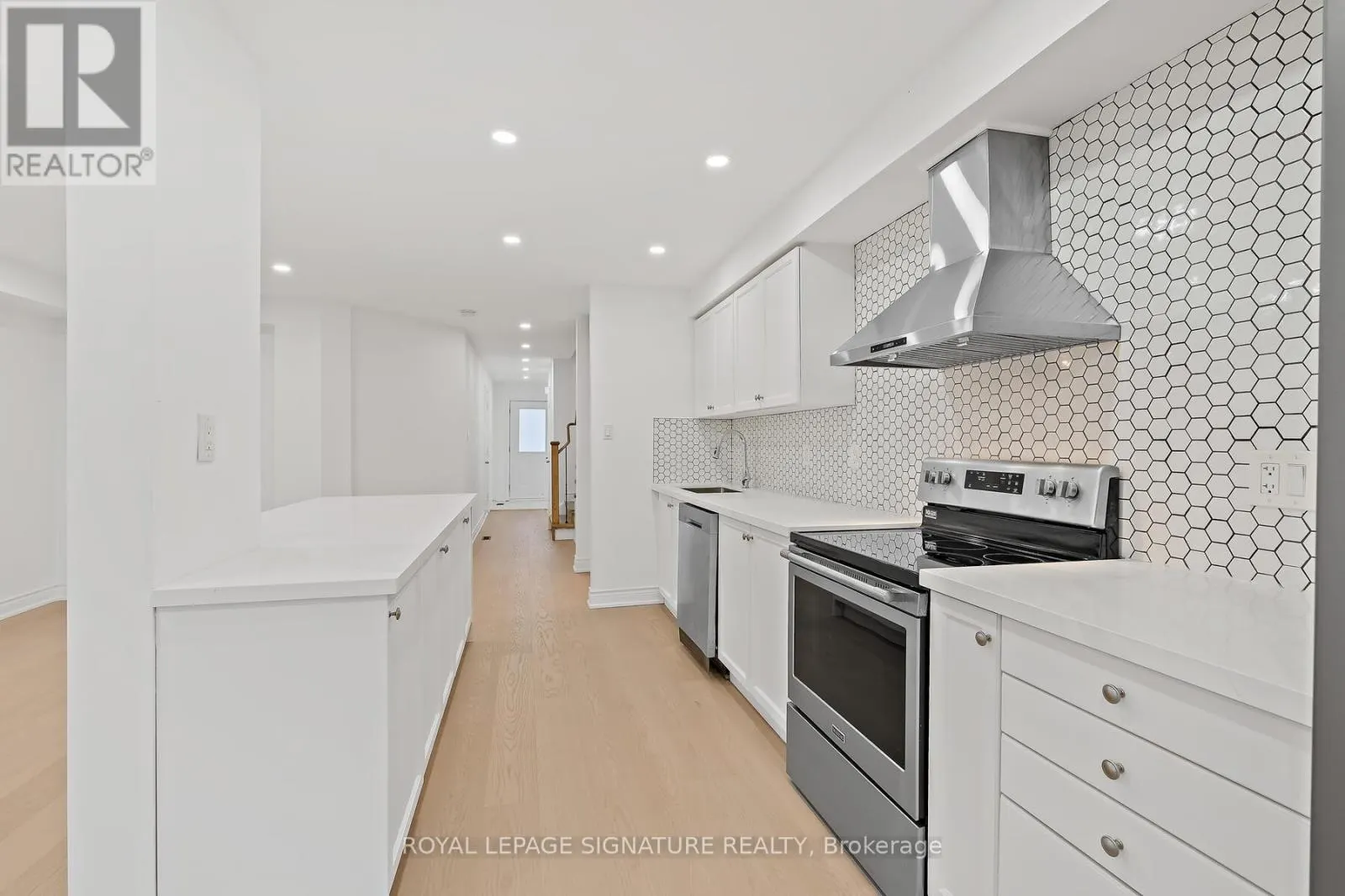 1130 WESTVIEW TERRACE