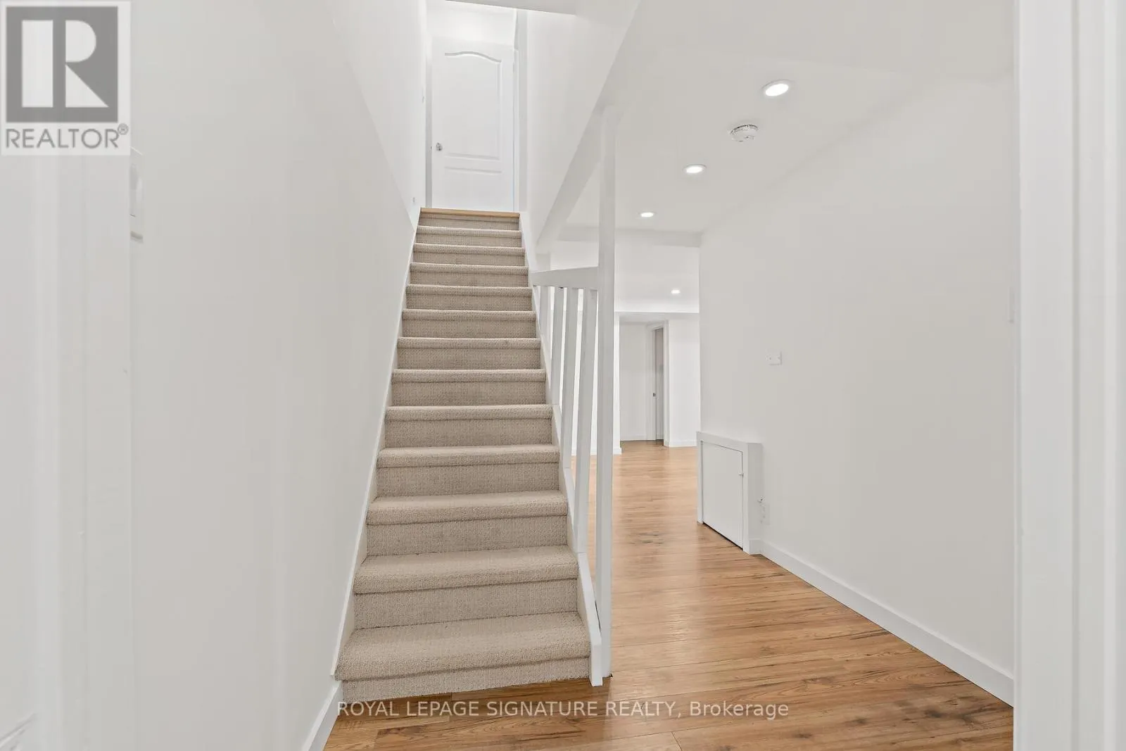 1130 WESTVIEW TERRACE