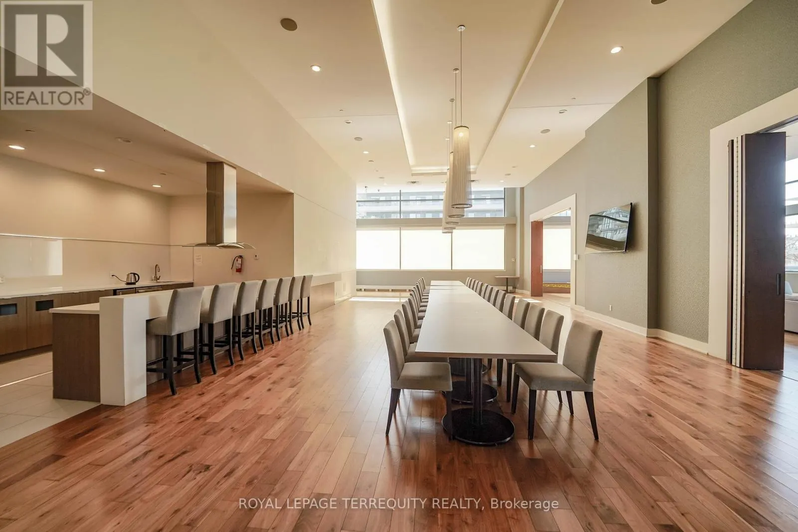 4007 - 2200 LAKESHORE BOULEVARD W