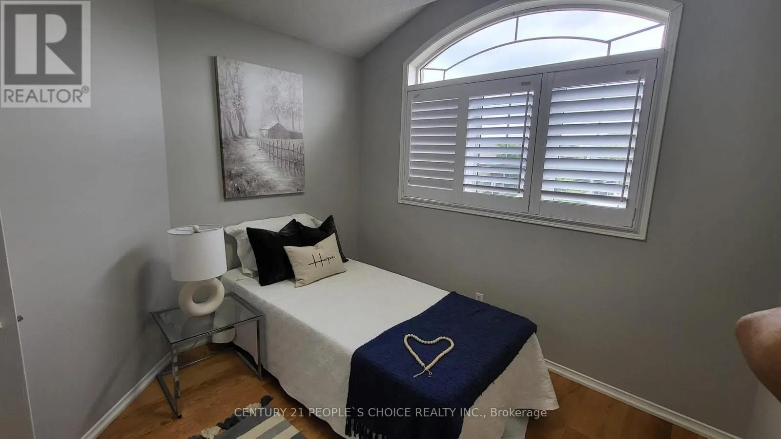 7598 BLACK WALNUT TRAIL