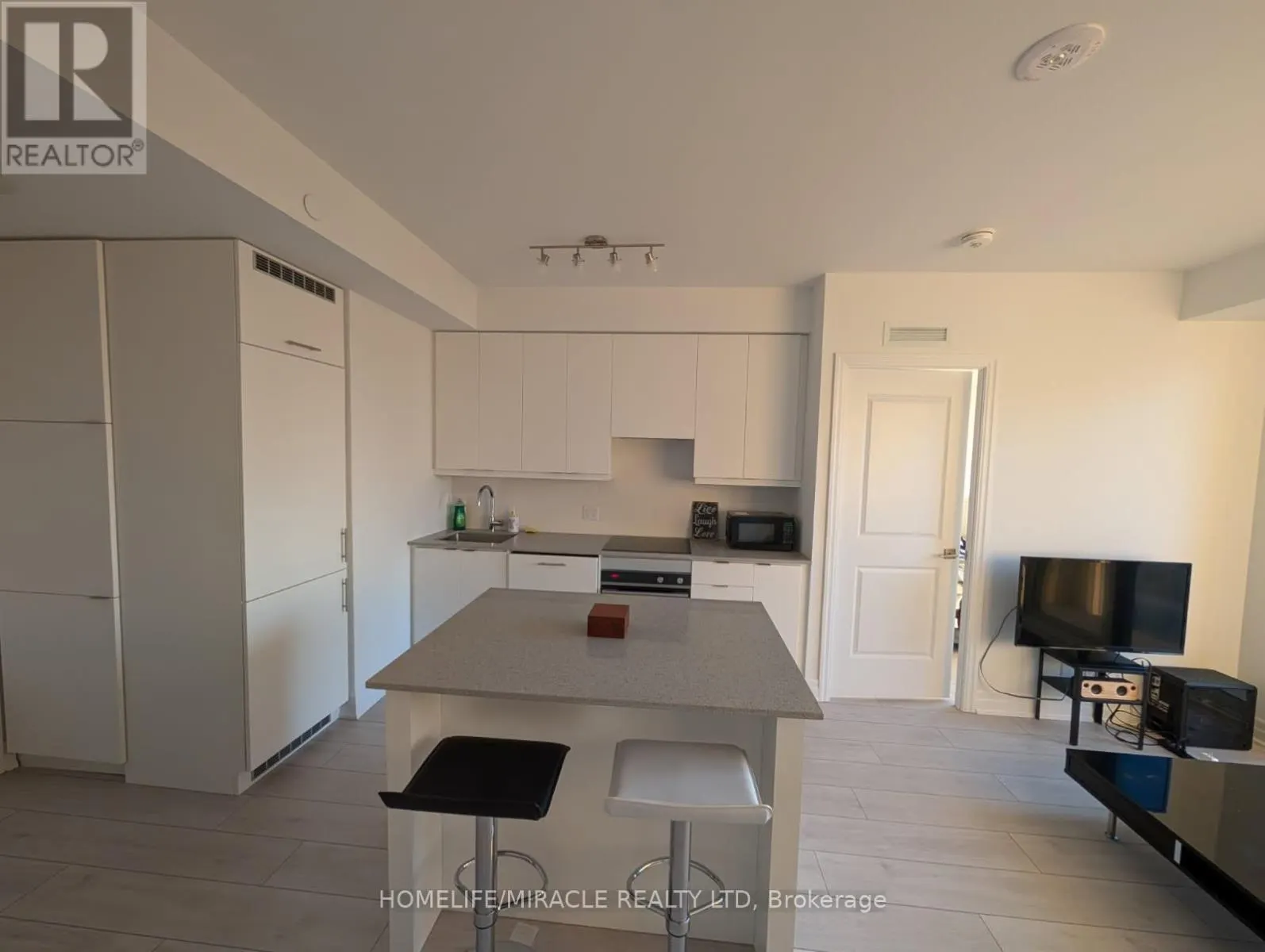 2601 - 30 ELM DRIVE W