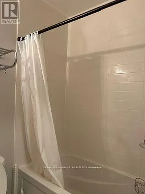 110 - 400 THE EAST MALL