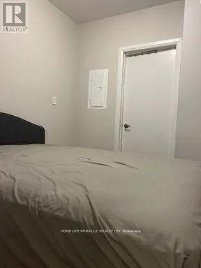 110 - 400 THE EAST MALL