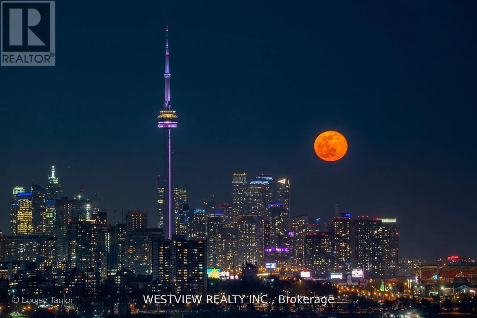 2610 - 15 WINDERMERE AVENUE