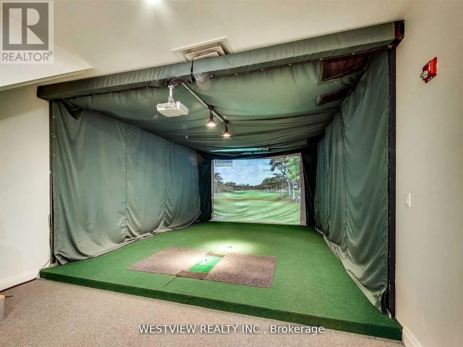 2610 - 15 WINDERMERE AVENUE