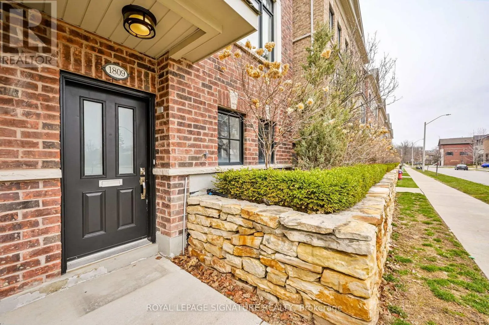 1809 PAGEHURST AVENUE