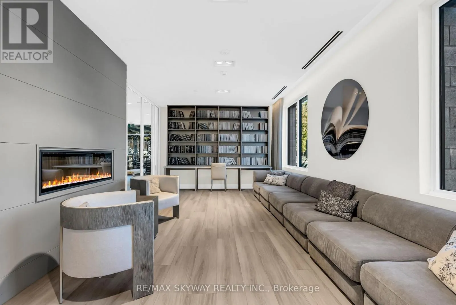 105 - 42 MILL STREET