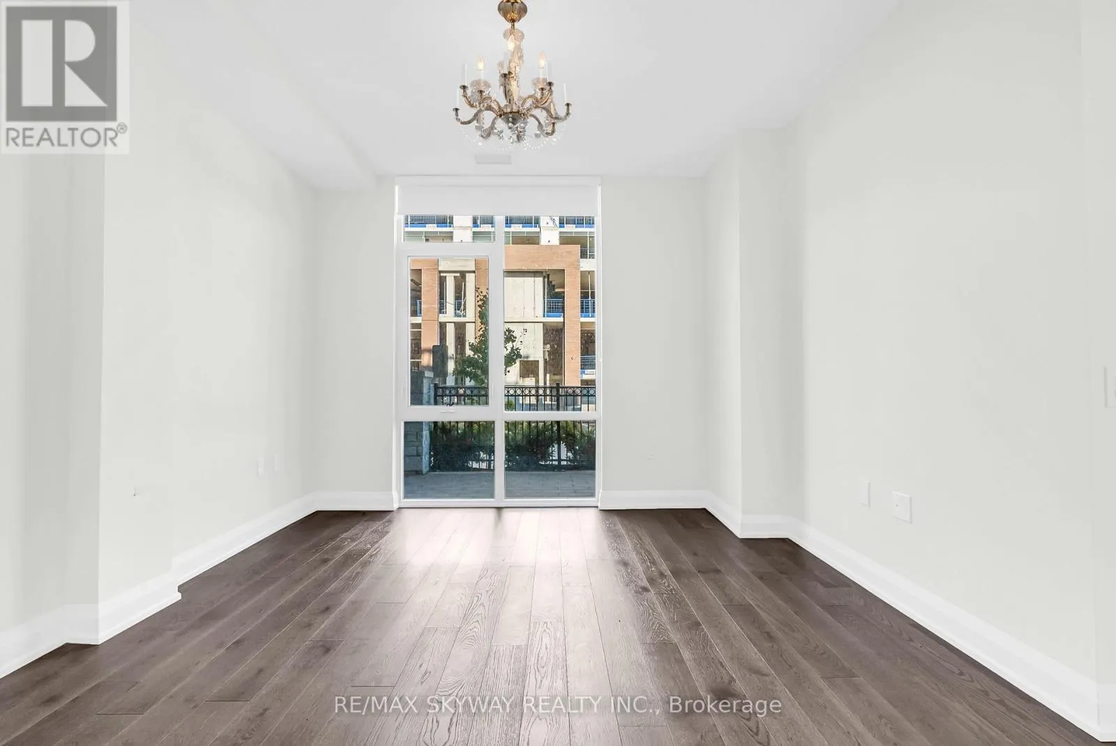 105 - 42 MILL STREET