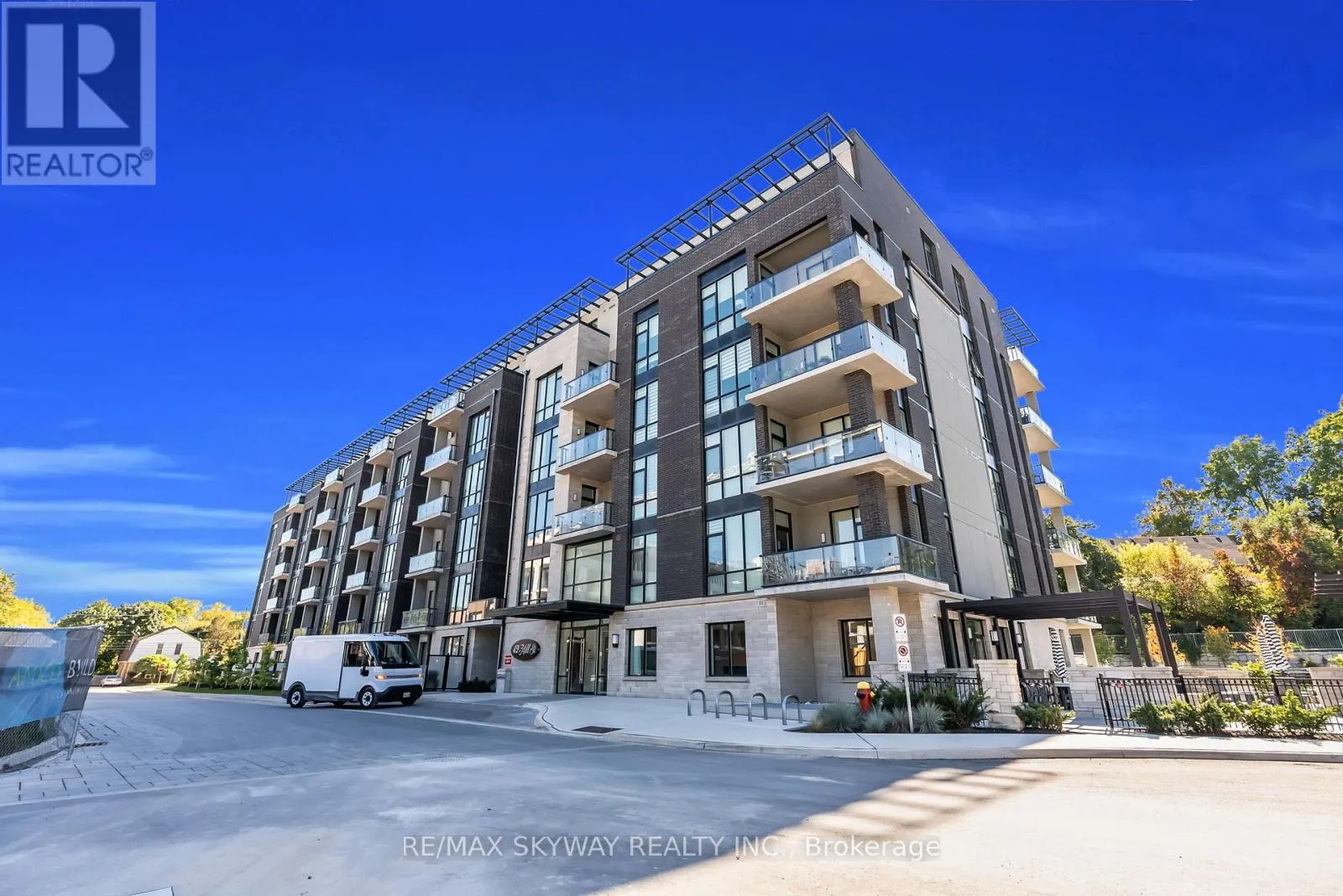 105 - 42 MILL STREET