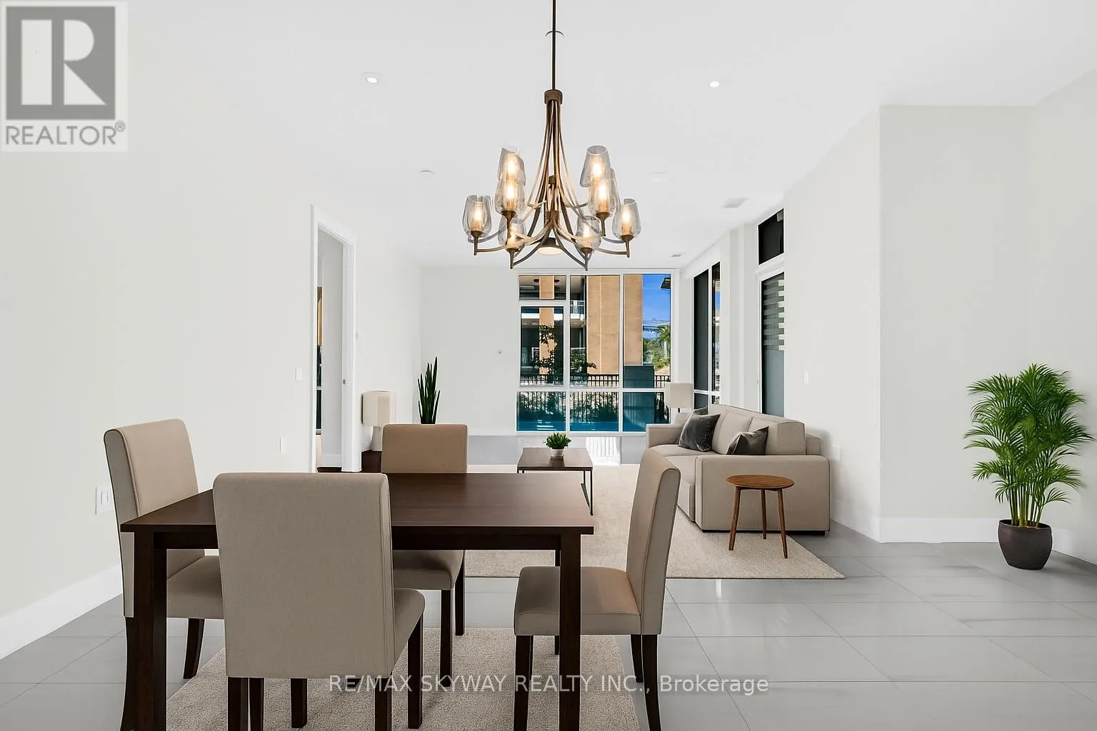 105 - 42 MILL STREET