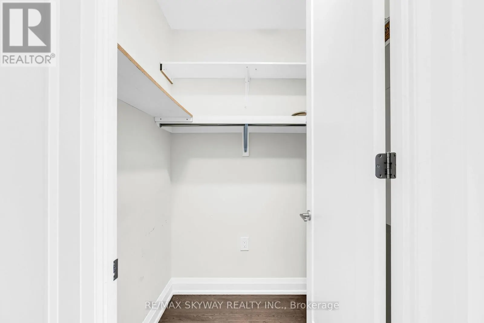 105 - 42 MILL STREET