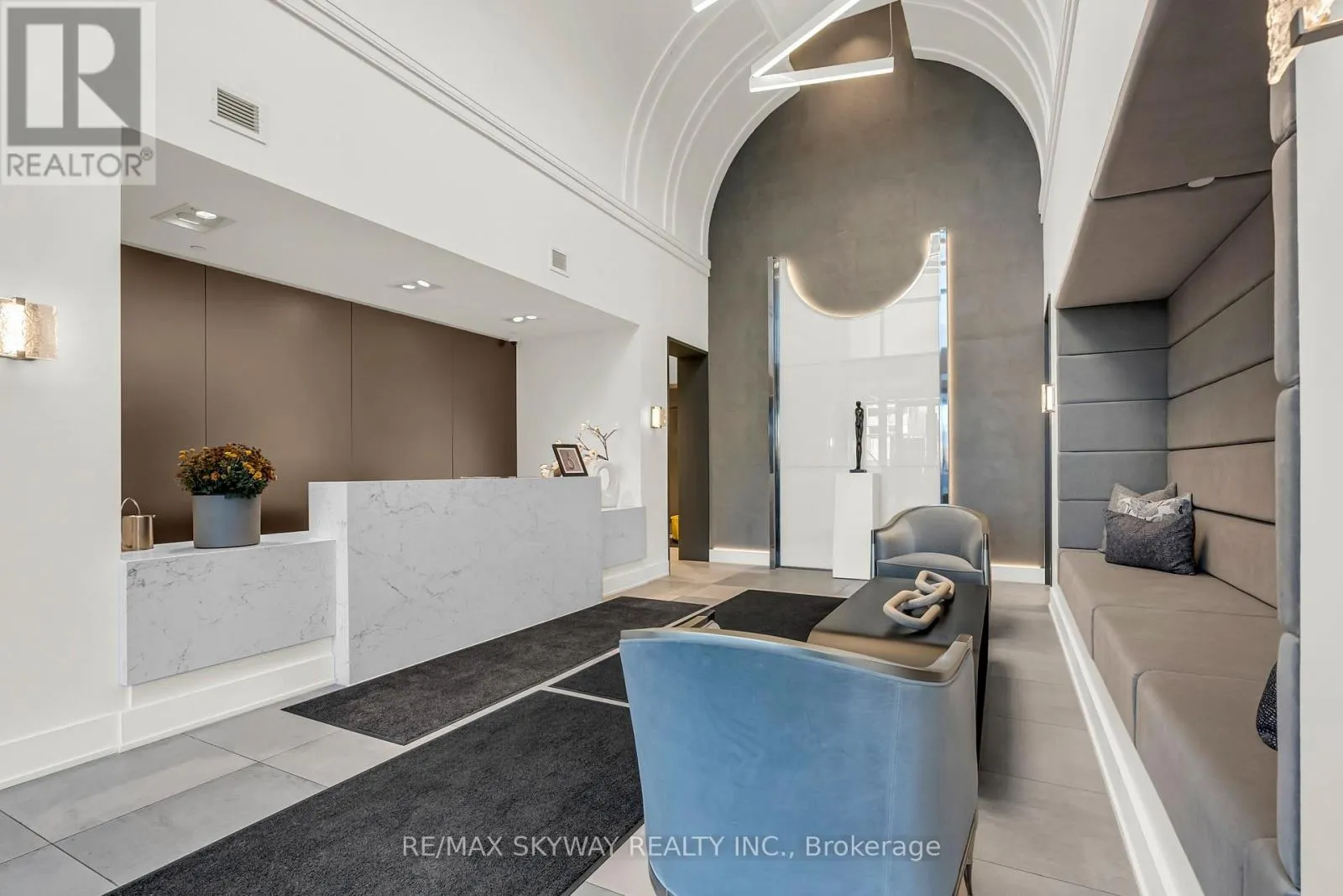 105 - 42 MILL STREET