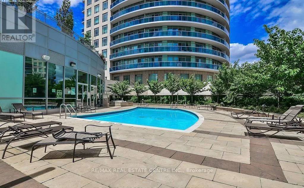 1302 - 70 ABSOLUTE AVENUE