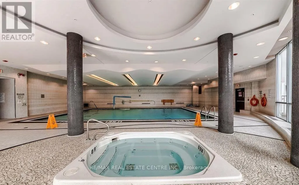 1302 - 70 ABSOLUTE AVENUE